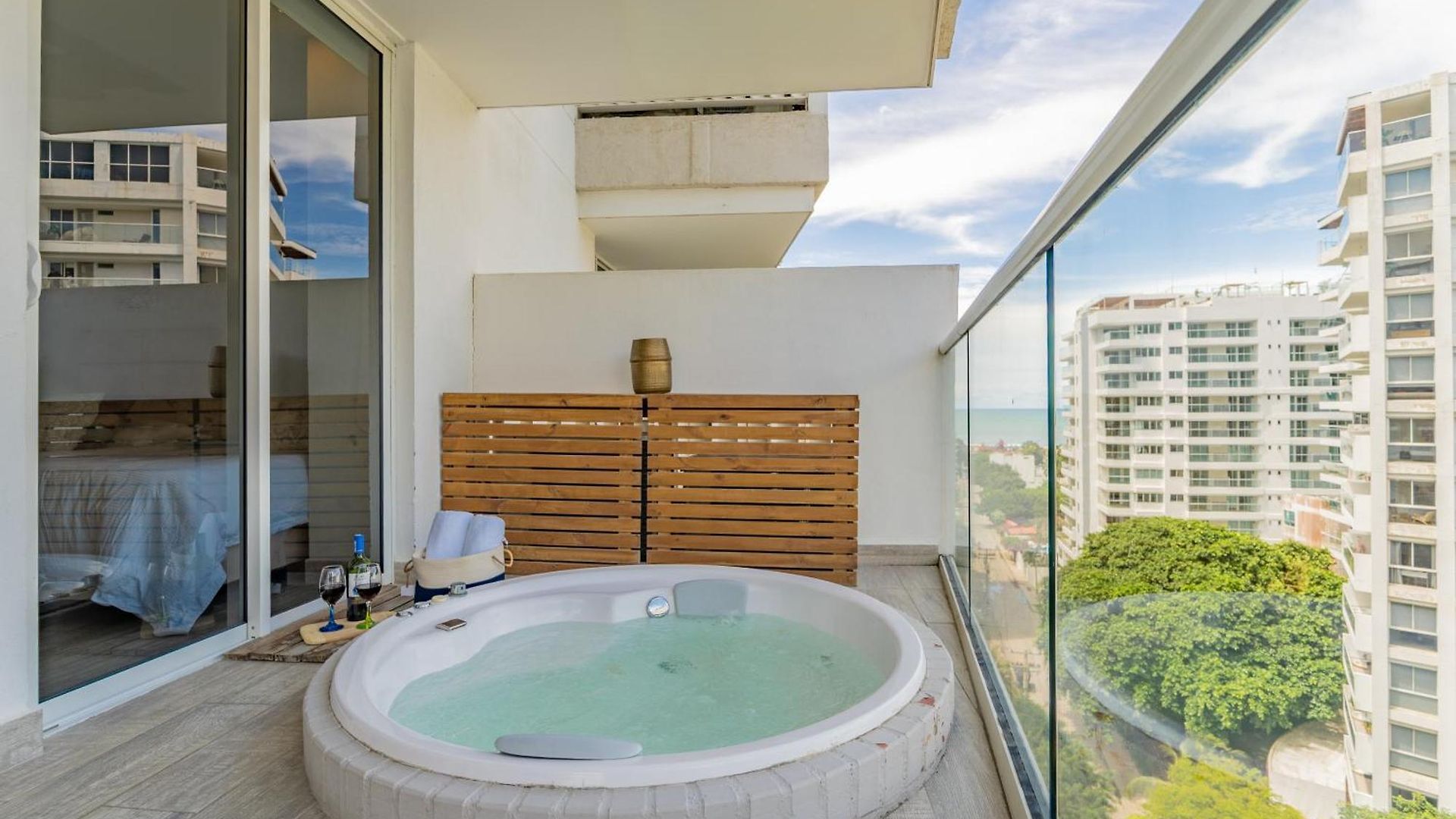 Dominique 1101 - Espectacular Apto Con Jacuzzi