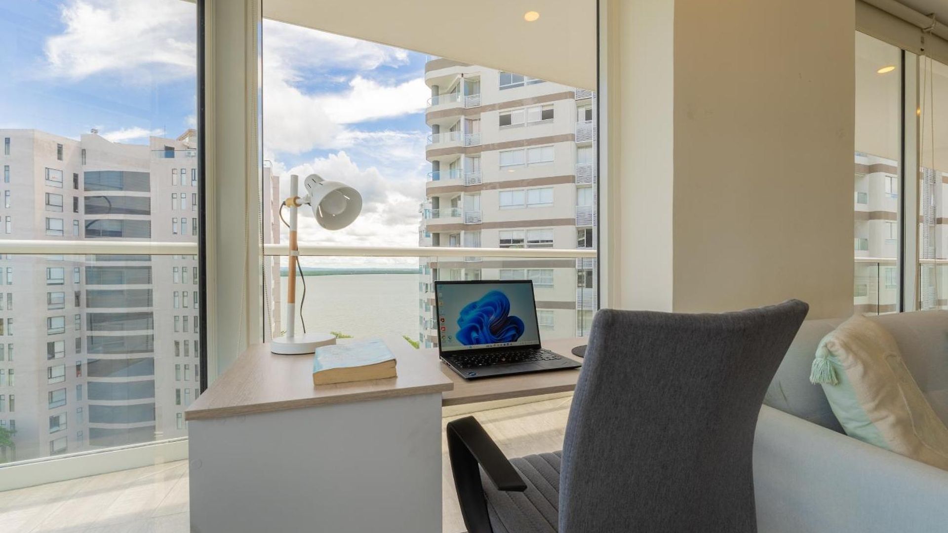 Dominique 1101 - Espectacular Apto Con Jacuzzi Apartamento